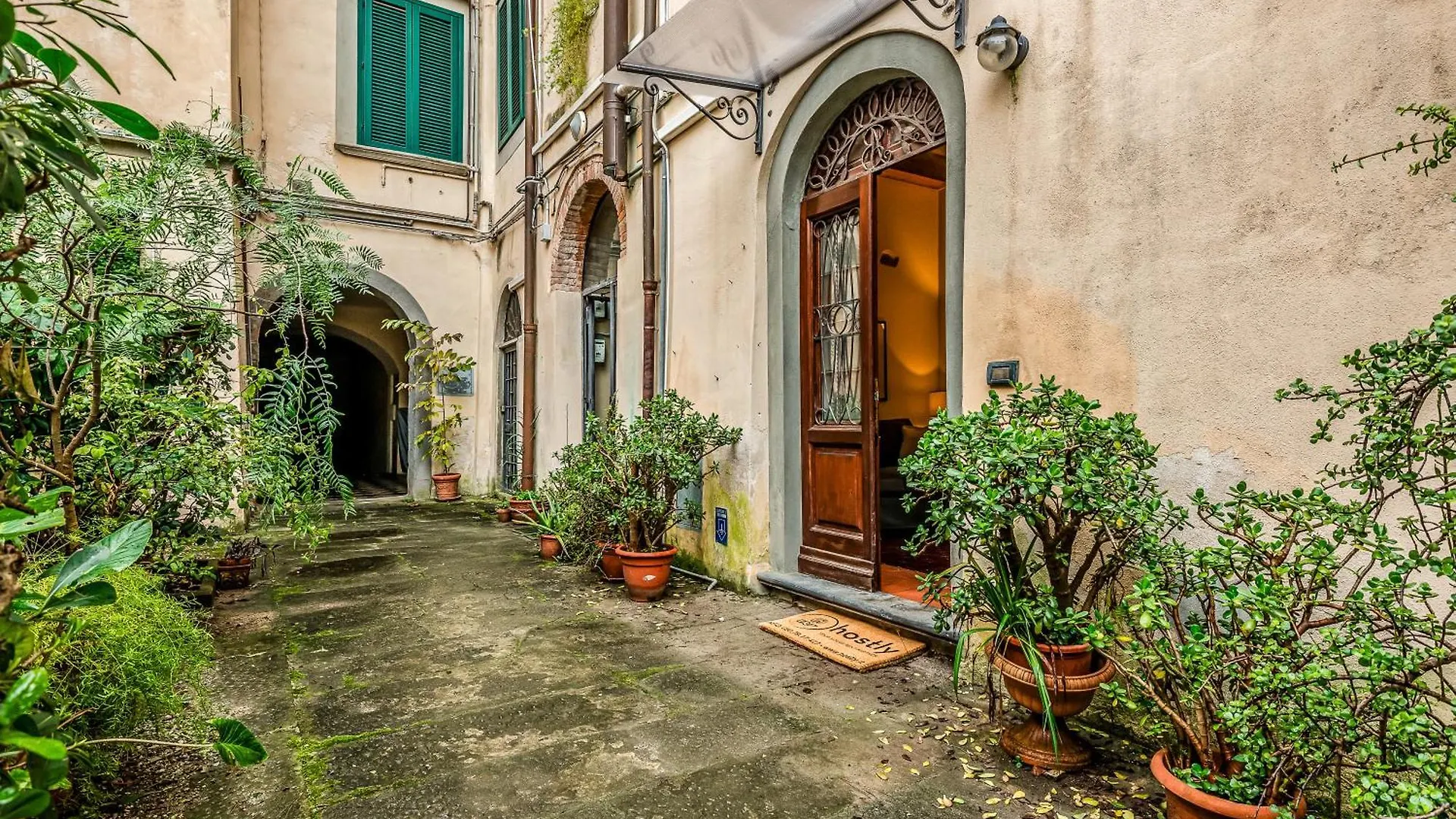 Apartment Hostly-Santa Maria Tower Suite-Just By The Tower Pisa